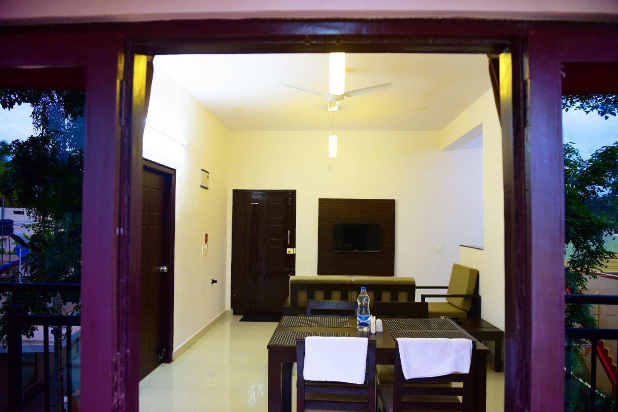 Varsha Enclave- Trinity House Aparthotel Mysore Bagian luar foto