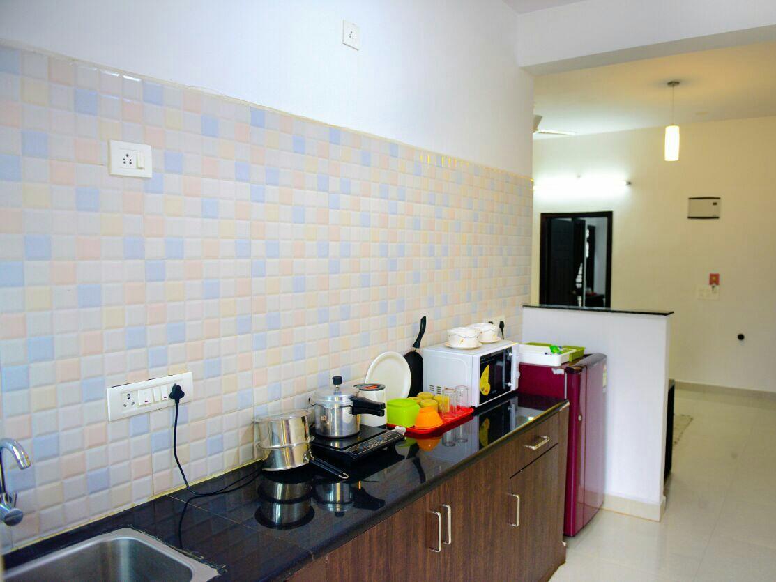 Varsha Enclave- Trinity House Aparthotel Mysore Bagian luar foto