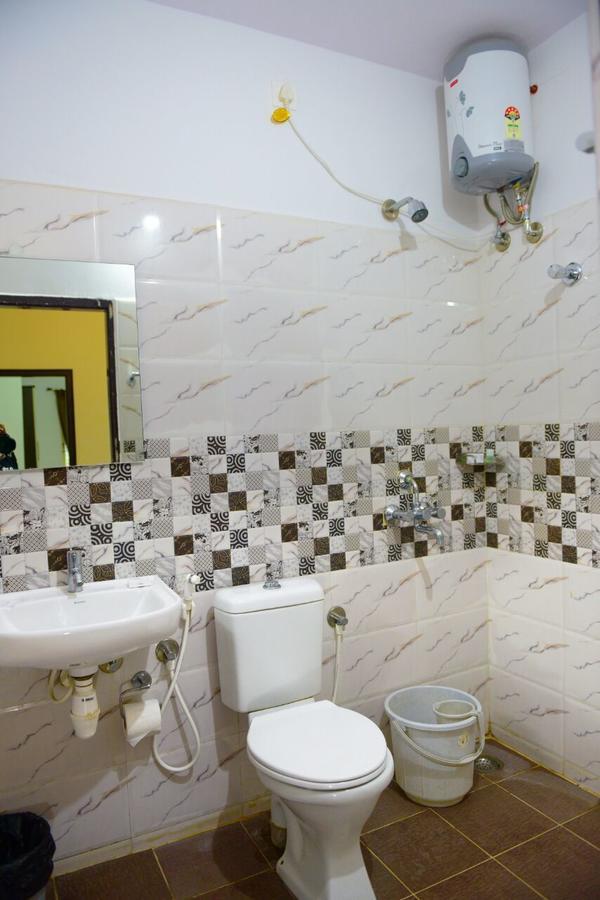 Varsha Enclave- Trinity House Aparthotel Mysore Bagian luar foto