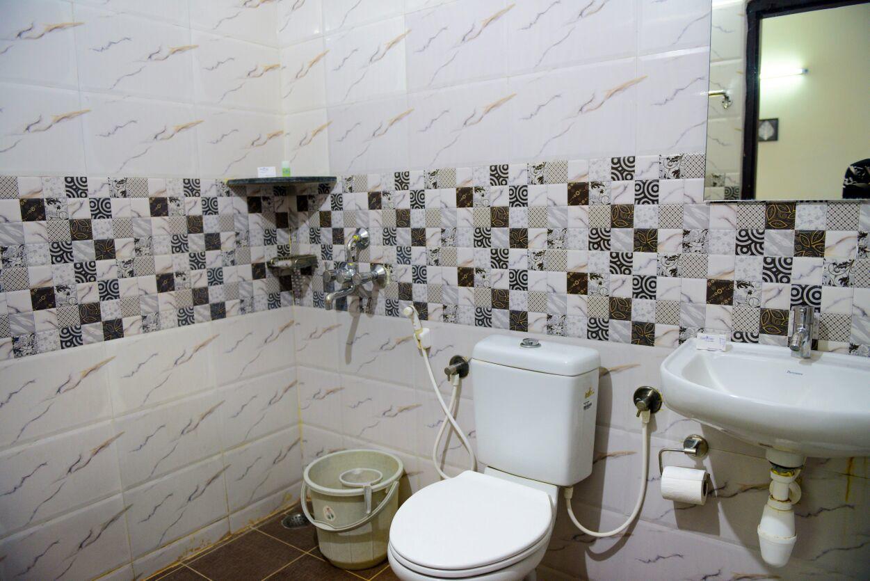 Varsha Enclave- Trinity House Aparthotel Mysore Bagian luar foto